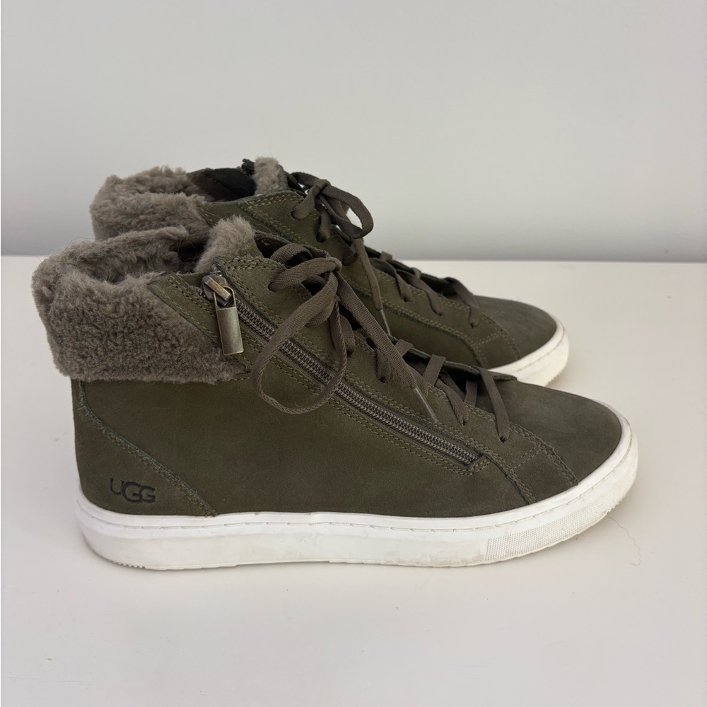 Ugg Alameda high top sneakers/boots